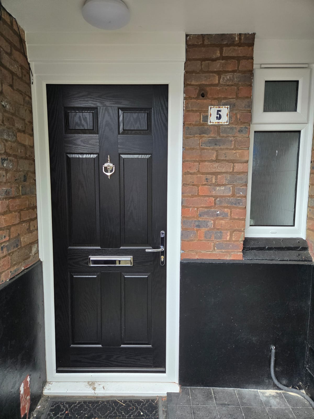 Hoyland Close property photo 4